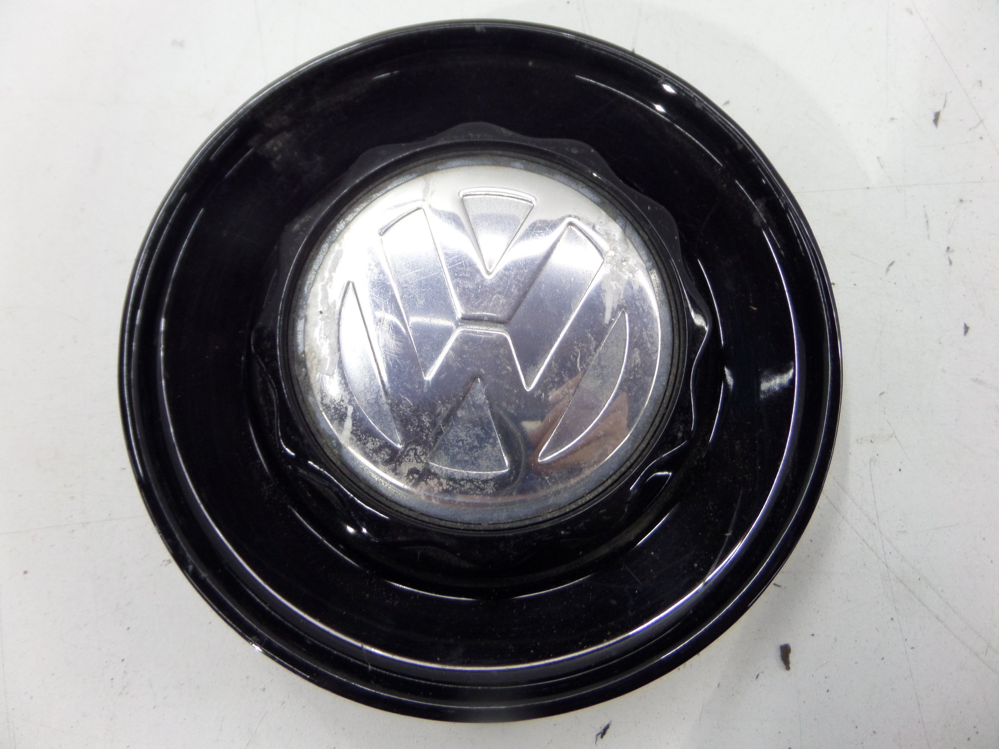 vw jetta center caps