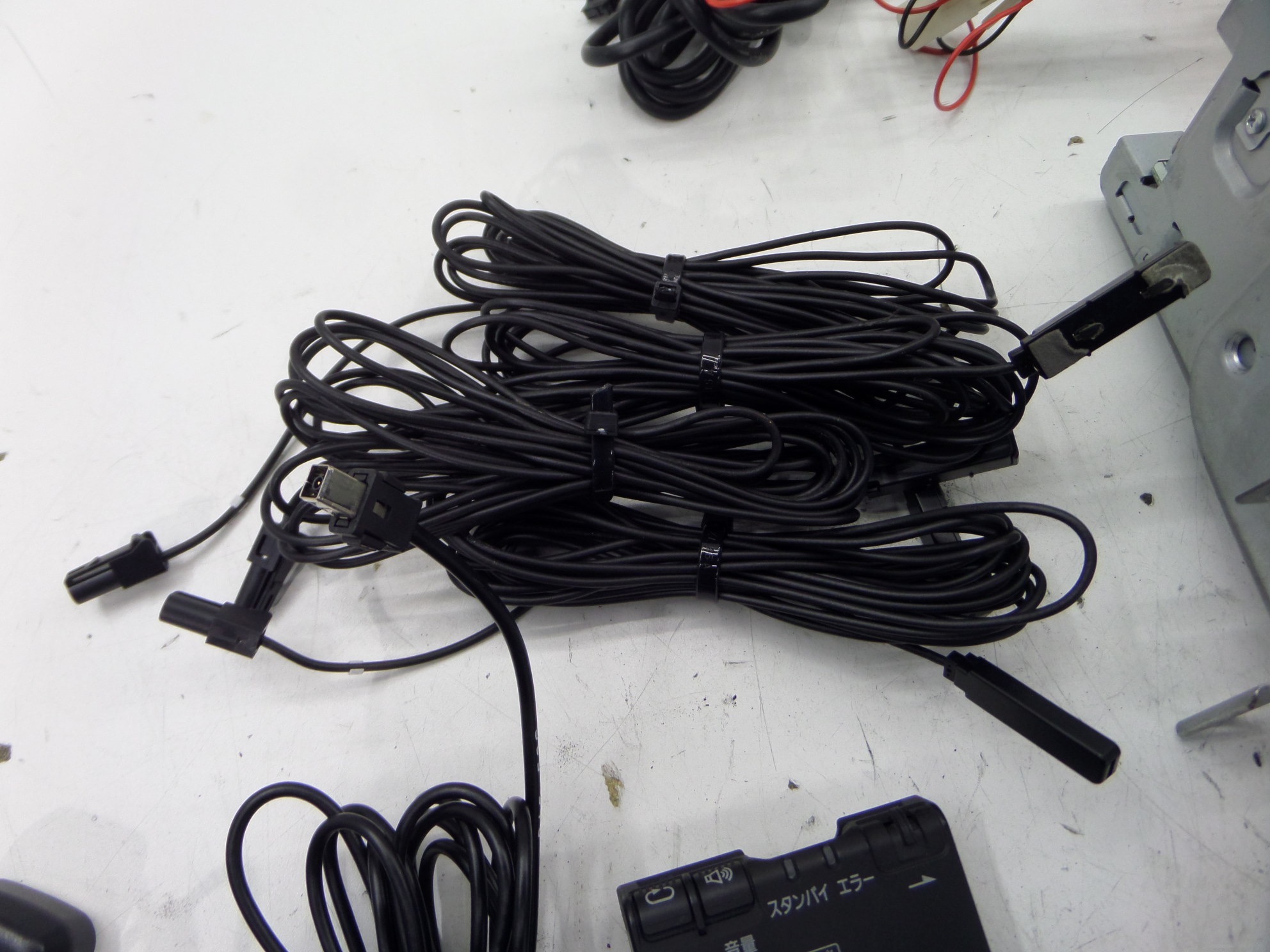 Pioneer Carrozzeria GPS Stereo Radio Deck OEM AVIC-RZ09 JDM