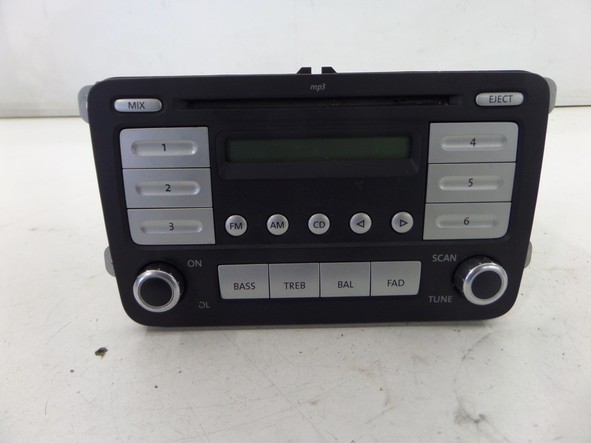 VW Eos Stereo Radio Deck 0711 OEM 1K0 035 161 D eBay