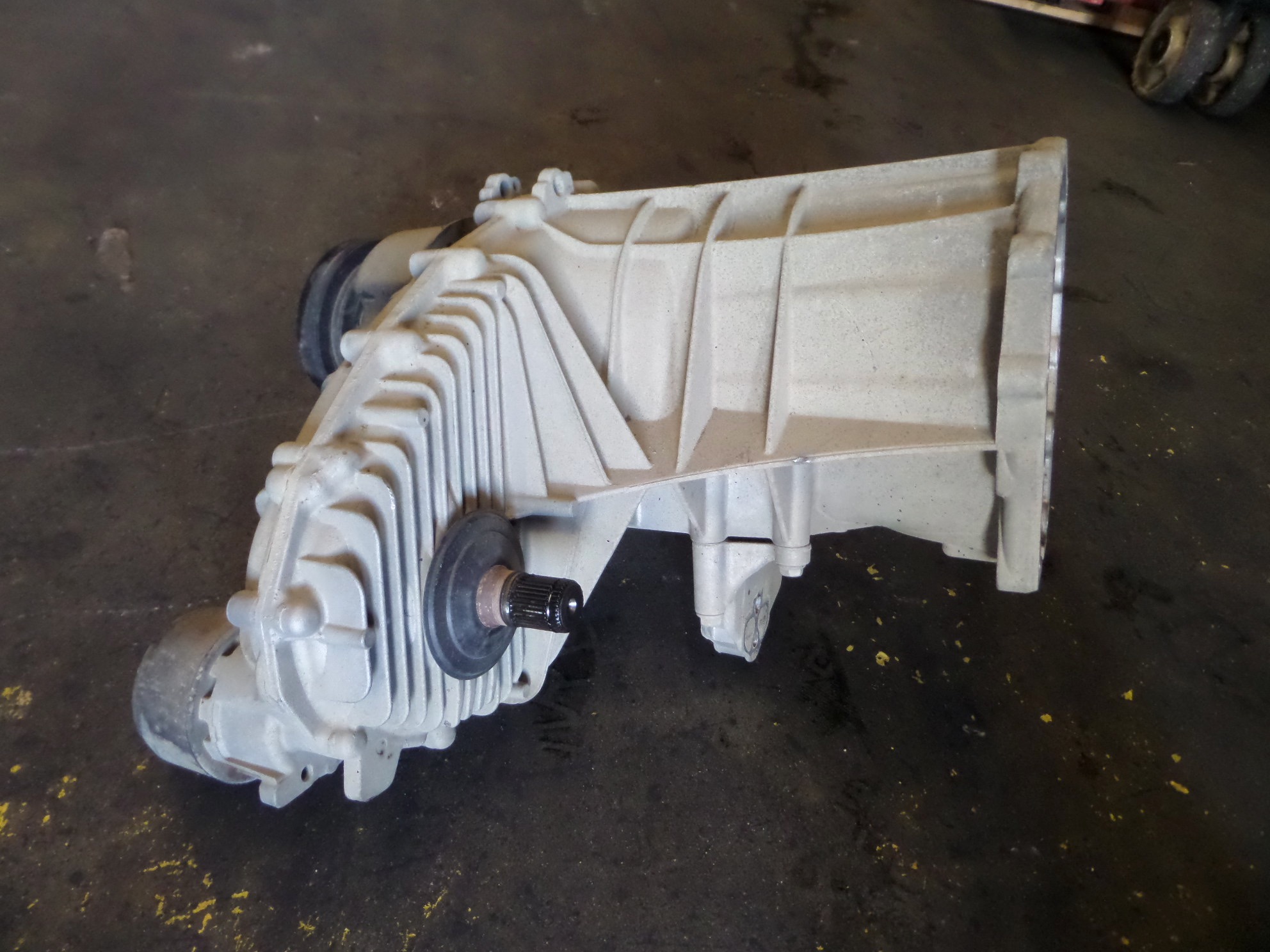 VW Touareg TDI Transfer Case Differential Diff 7P 11-17 OEM - Picture 2 of 6