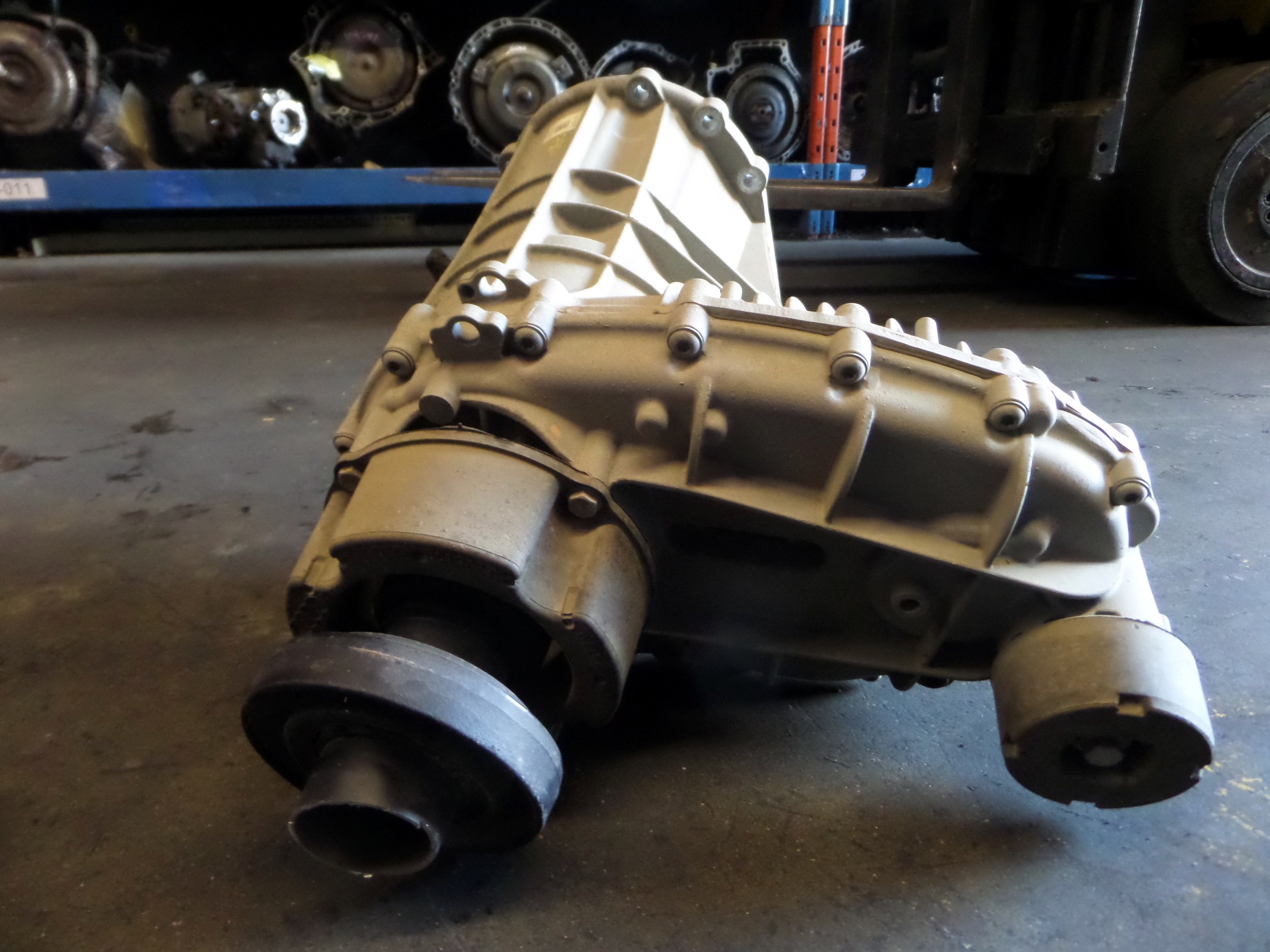 VW Touareg TDI Transfer Case Differential Diff 7P 11-17 OEM - Picture 3 of 6