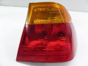 Right Outer Quarter Mtd Tail Light