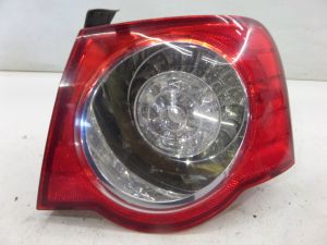Right Outer Quarter Tail Light