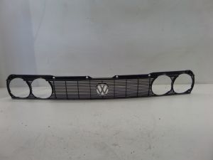 VW Dasher Grille