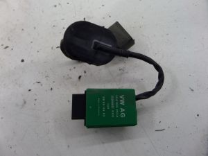 Audi TT S Fuel Pump Control Module MK2 OEM 3C0 906 093 A