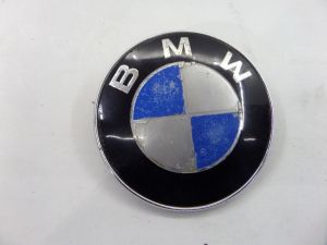 BMW 318i Emblem E30 84-92 OEM 51.14-1 872 324