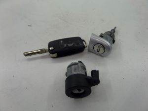 VW Golf City Door Lock Key Ignition Switch Cylinder Silver MK4.5 08-10 OEM