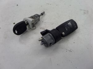 VW Golf City Door Lock & Key Ignition Switch Cylinder MK4.5 08-10 OEM Jetta M/T