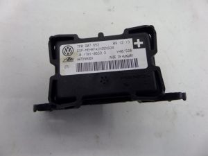 VW Touareg TDI Yaw Rate Control Sensor 7P 11-17 OEM 7P0 907 652