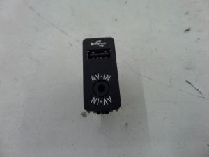 Mini Cooper S AV In USB Trim R57 09-15 OEM 84.10 9 229 242-01