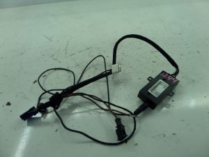 Audi A3 iPod iPhone Stereo 30 Pin Adapter 8P 06-08 OEM 000 051 444 L