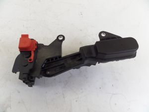 BMW M3 Battery Terminal Positive Red G80 21-22 OEM 6842529-02