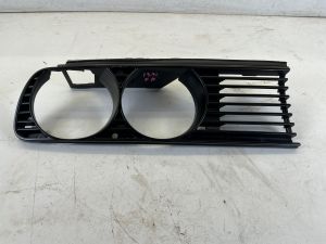 BMW 325i Right Euro Headlight Grille Grill E30 84-92 OEM 1 945 884.9